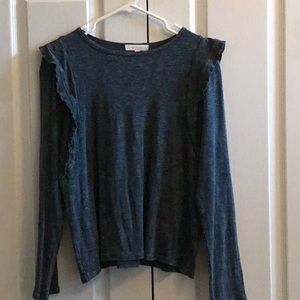 NWOT eri + ali long sleeve top size MmPretty green blue color.Excellent like new